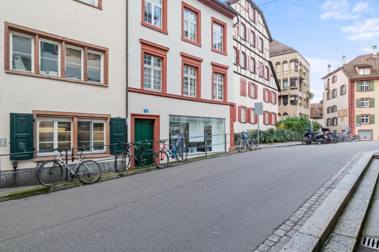 True Basel - Stadtwohnung I Rheinblick Exterior foto